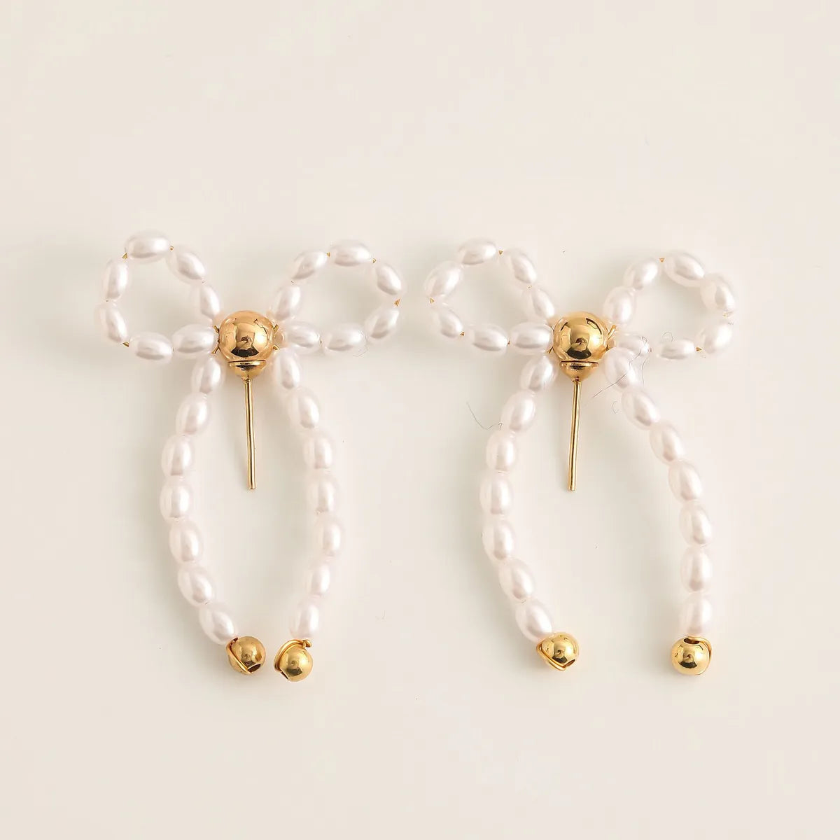 1 Pair Elegant Bow Knot Beaded Plating Artificial Pearl Alloy Ear Studs