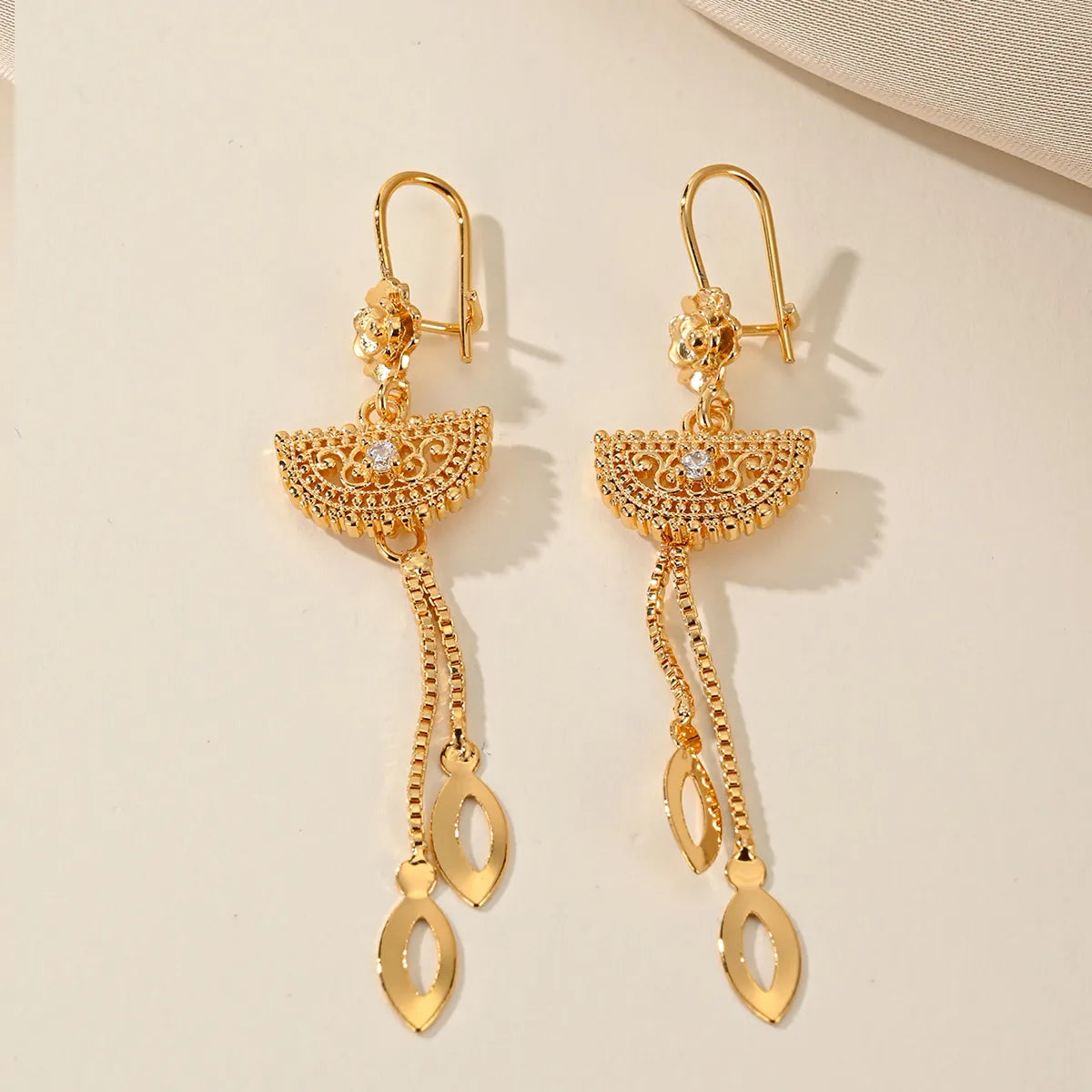 1 Pair Elegant Bridal Geometric Tassel Inlay Copper Zircon Gold Plated Drop Earrings