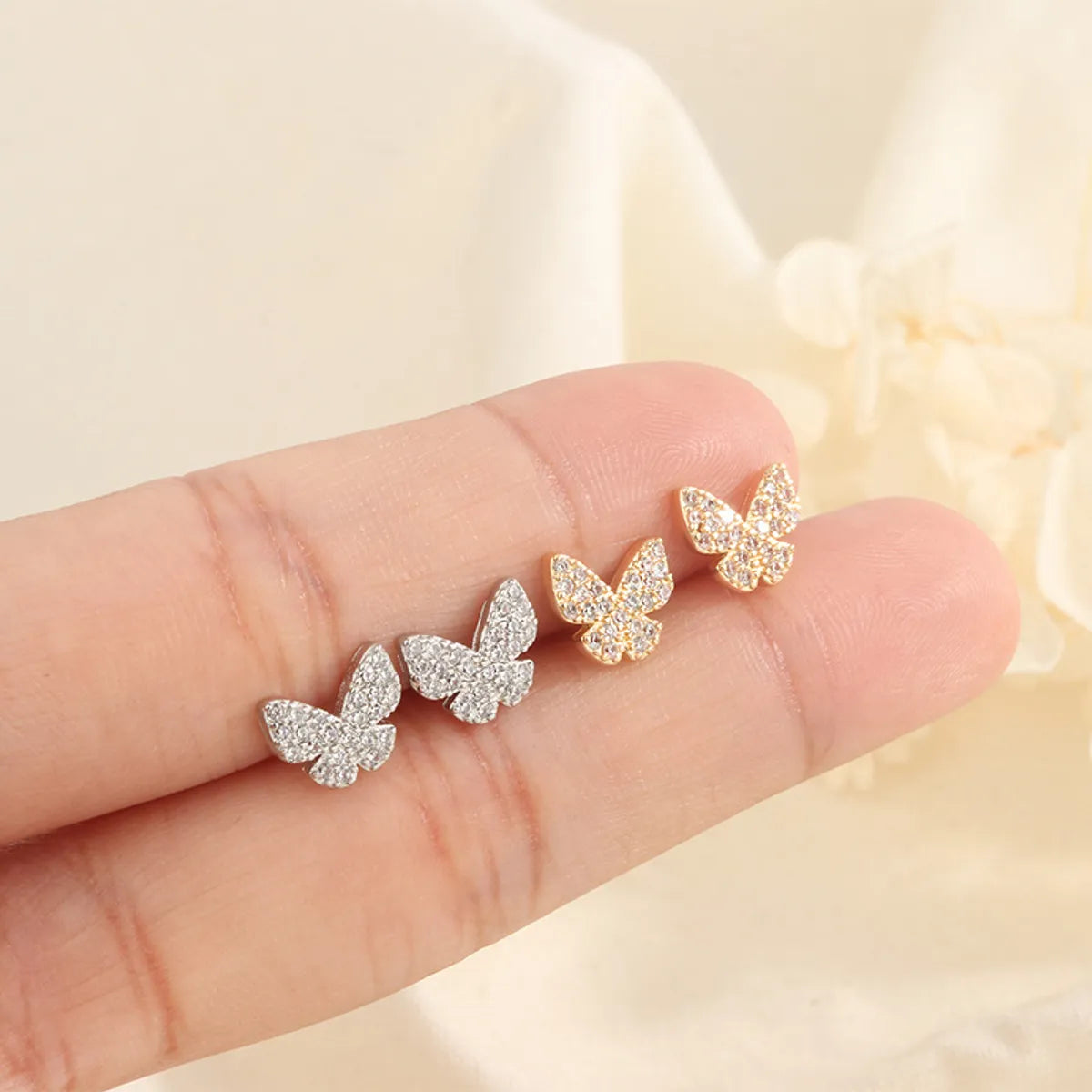 1 Pair Elegant Butterfly Inlay Copper Zircon Ear Studs