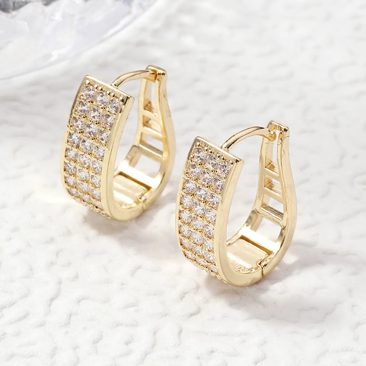 1 Pair Elegant Circle Plating Inlay Copper Zircon Gold Plated Hoop Earrings