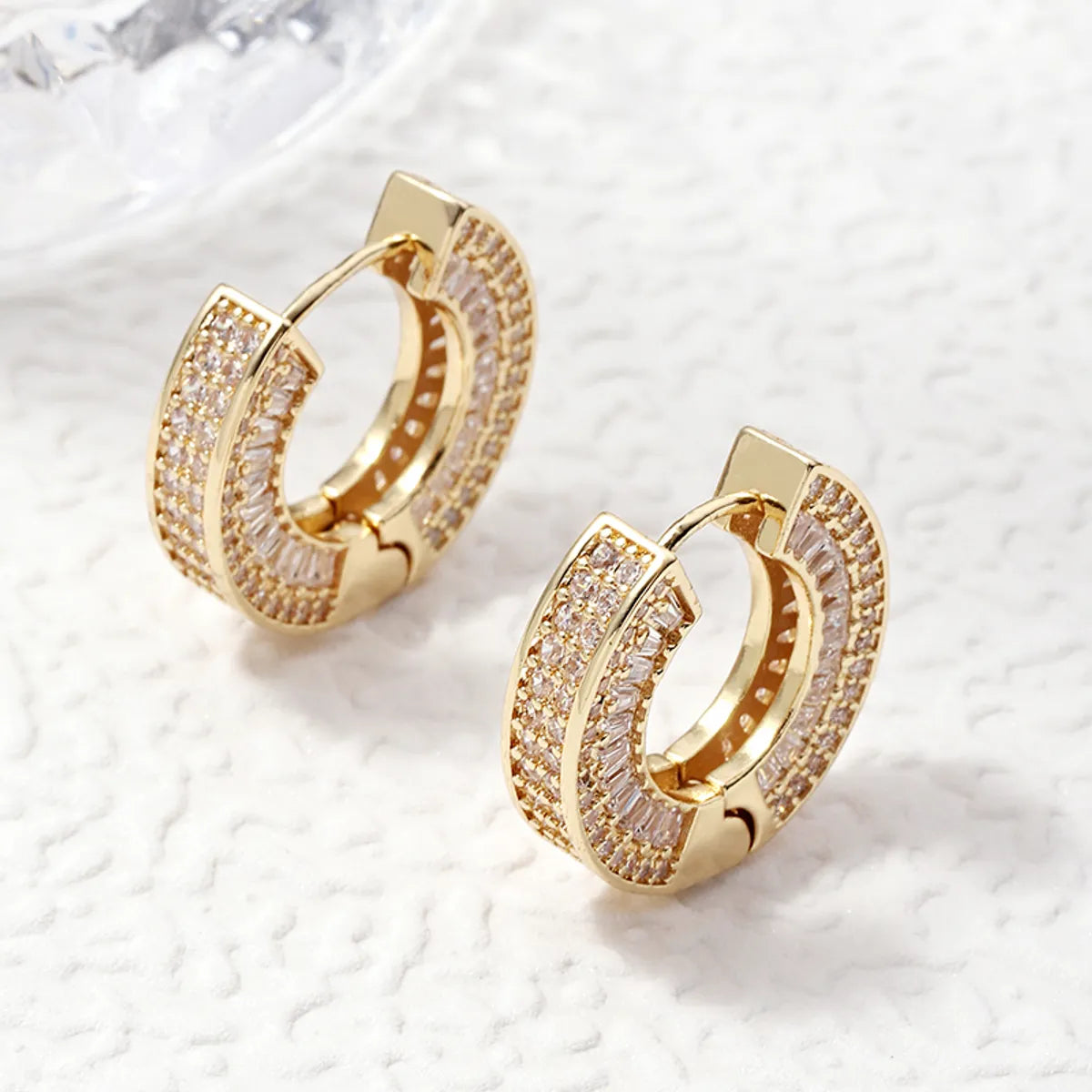 1 Pair Elegant Circle Plating Inlay Copper Zircon Gold Plated Hoop Earrings