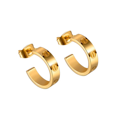 1 Pair Elegant Classic Style C Shape Carving Steel Ear Studs