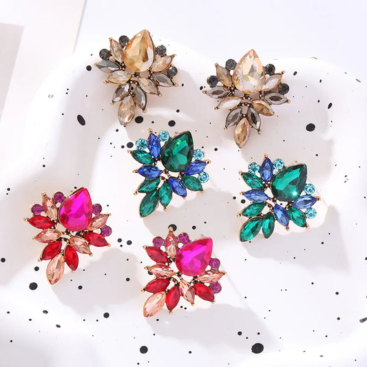 1 Pair Elegant Classic Style Flower Inlay Glass Rhinestones Ear Studs