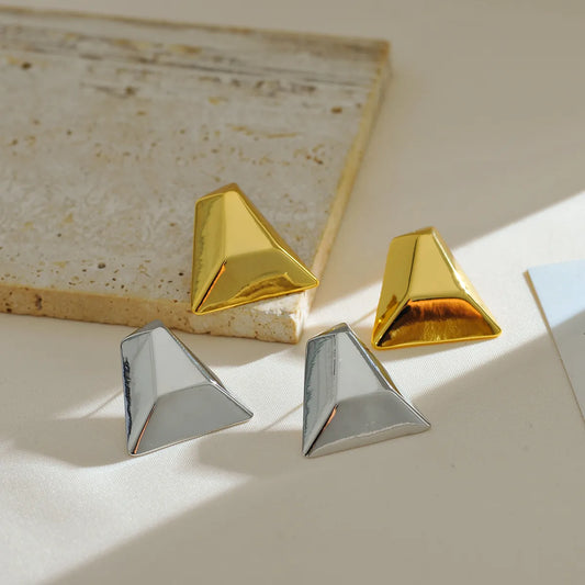 1 Pair Elegant Classic Style Geometric Trapezoid Copper 18K Gold Plated Ear Studs