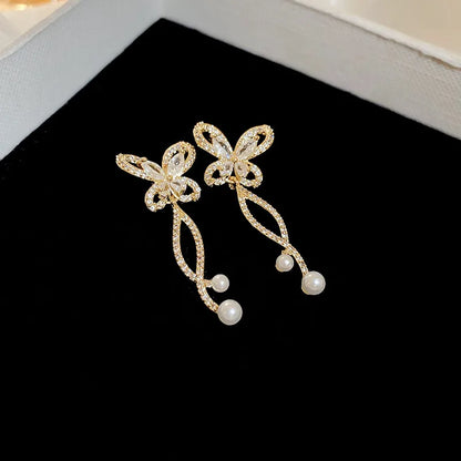 1 Pair Elegant Classic Style Heart Shape Butterfly Plating Inlay Copper Imitation Pearl Zircon 14K Gold Plated Drop Earrings Ear Studs