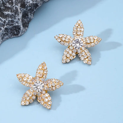 1 Pair Elegant Classic Style Shiny Parthenocissus Grass Flower Inlay Copper Rhinestones Ear Studs