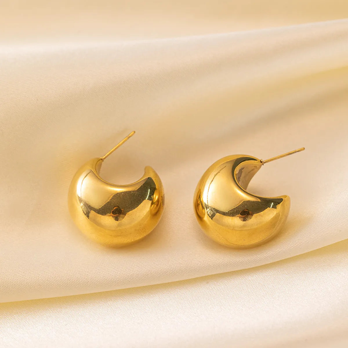 1 Pair Elegant Classic Style Solid Color Plating Stainless Steel 18k Gold Plated Ear Studs