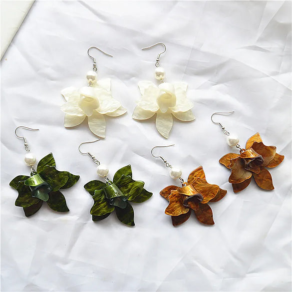 1 Pair Elegant Classic Style Streetwear Flower Petal Arylic Metal Drop Earrings