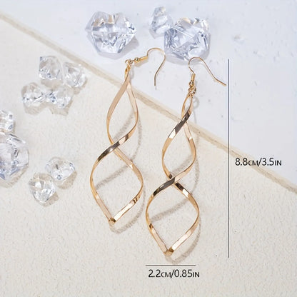 1 Pair Elegant Classic Style Tassel Side Stripe Hollow Out Alloy Drop Earrings