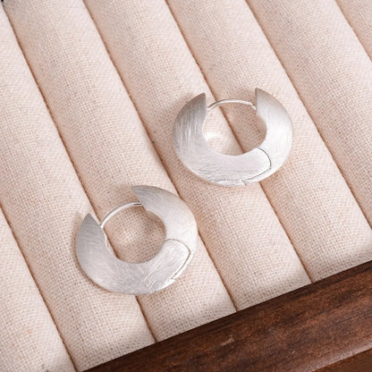 1 Pair Elegant Classical Simple Style Solid Color Plating Alloy Silver Plated Ear Studs