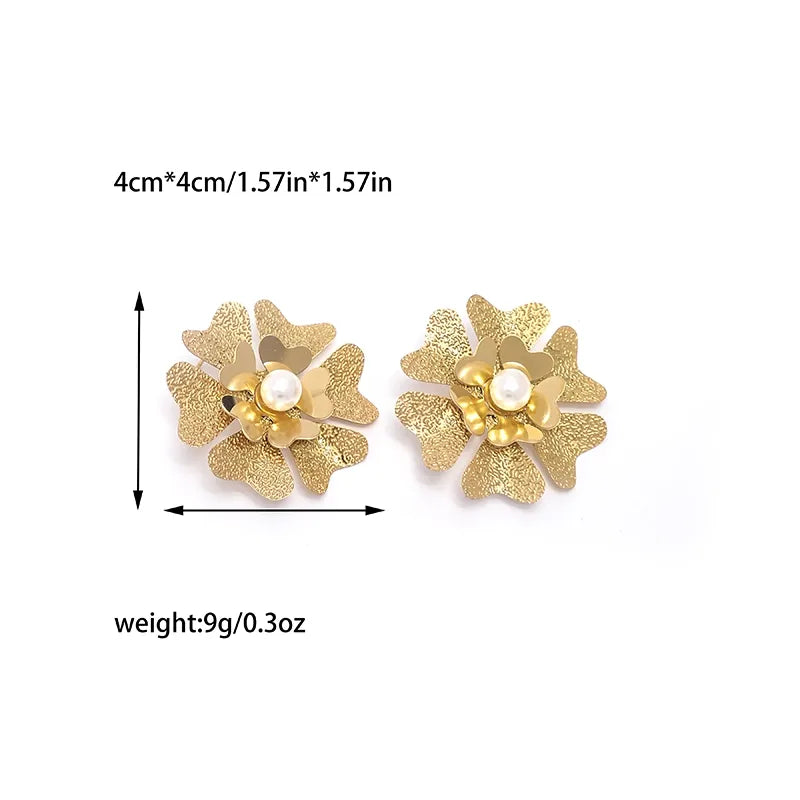 1 Pair Elegant Classical Sweet Flower Hollow Out Inlay 304 Stainless Steel Pearl 14K Gold Plated Drop Earrings Ear Studs