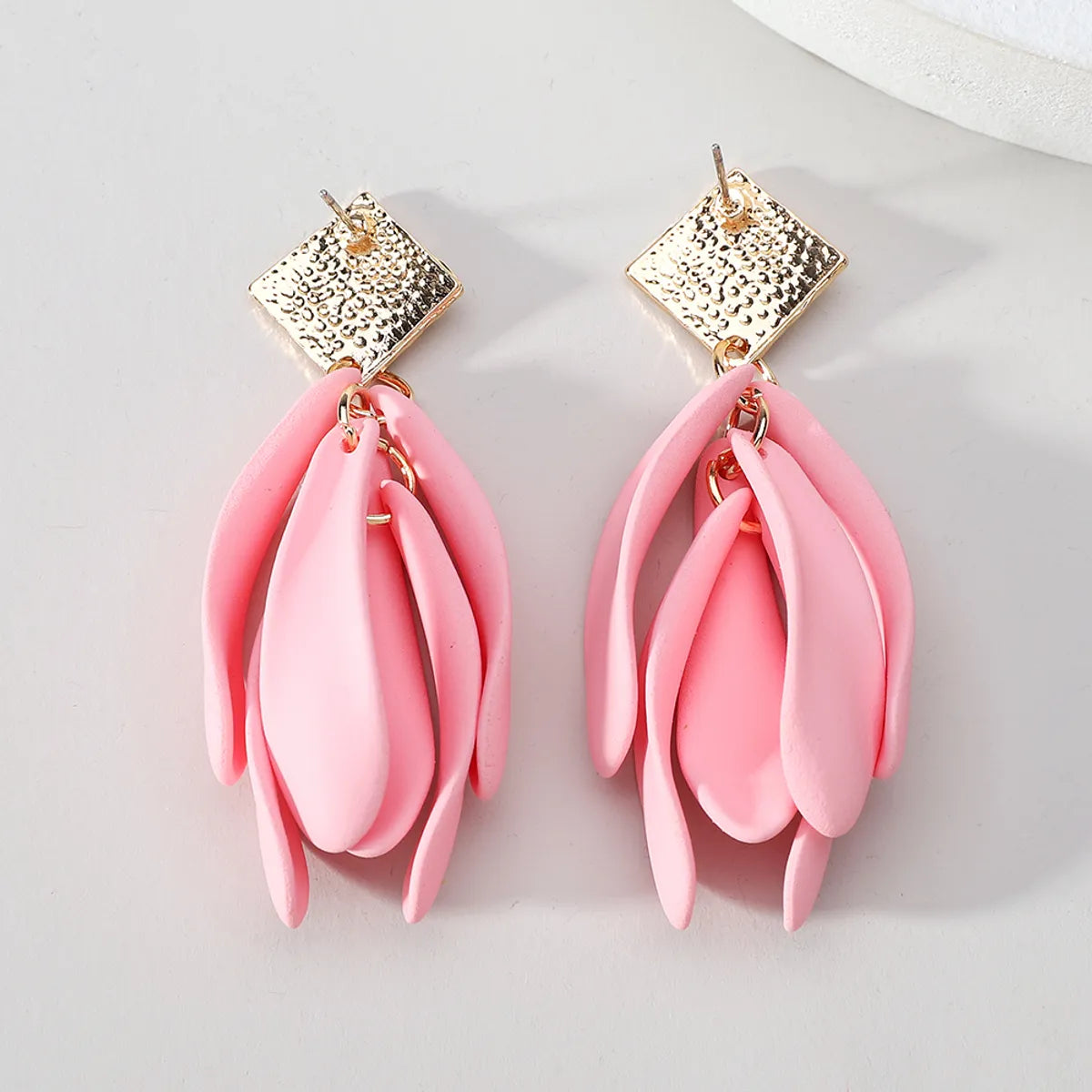 1 Pair Elegant Cute Romantic Petal Tassel Zinc Alloy Drop Earrings