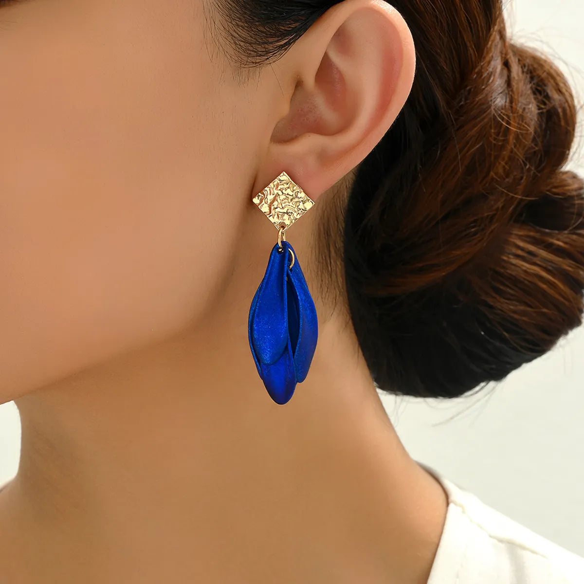 1 Pair Elegant Cute Romantic Petal Tassel Zinc Alloy Drop Earrings