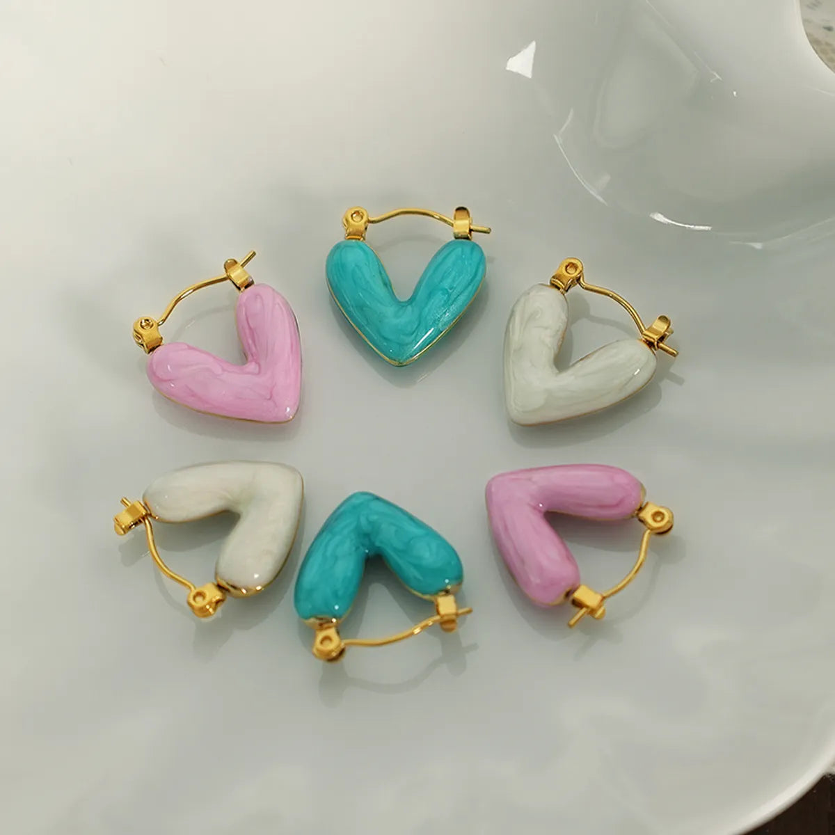 1 Pair Elegant Cute Sweet Heart Shape Plating Titanium Steel 18k Gold Plated Earrings