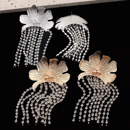 1 Pair Elegant Exaggerated Flower Plating Inlay Alloy Rhinestones Gold Plated Silver Plated Drop Earrings