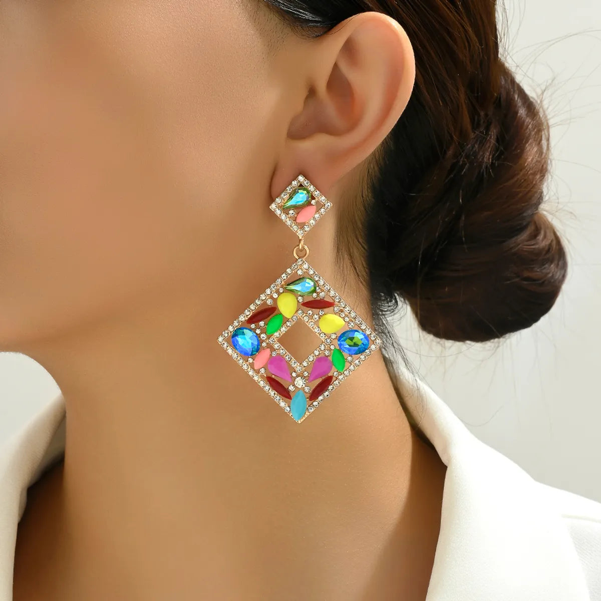 1 Pair Elegant Exaggerated Luxurious Square Plating Hollow Out Inlay Zinc Alloy Rhinestones Dangling Earrings