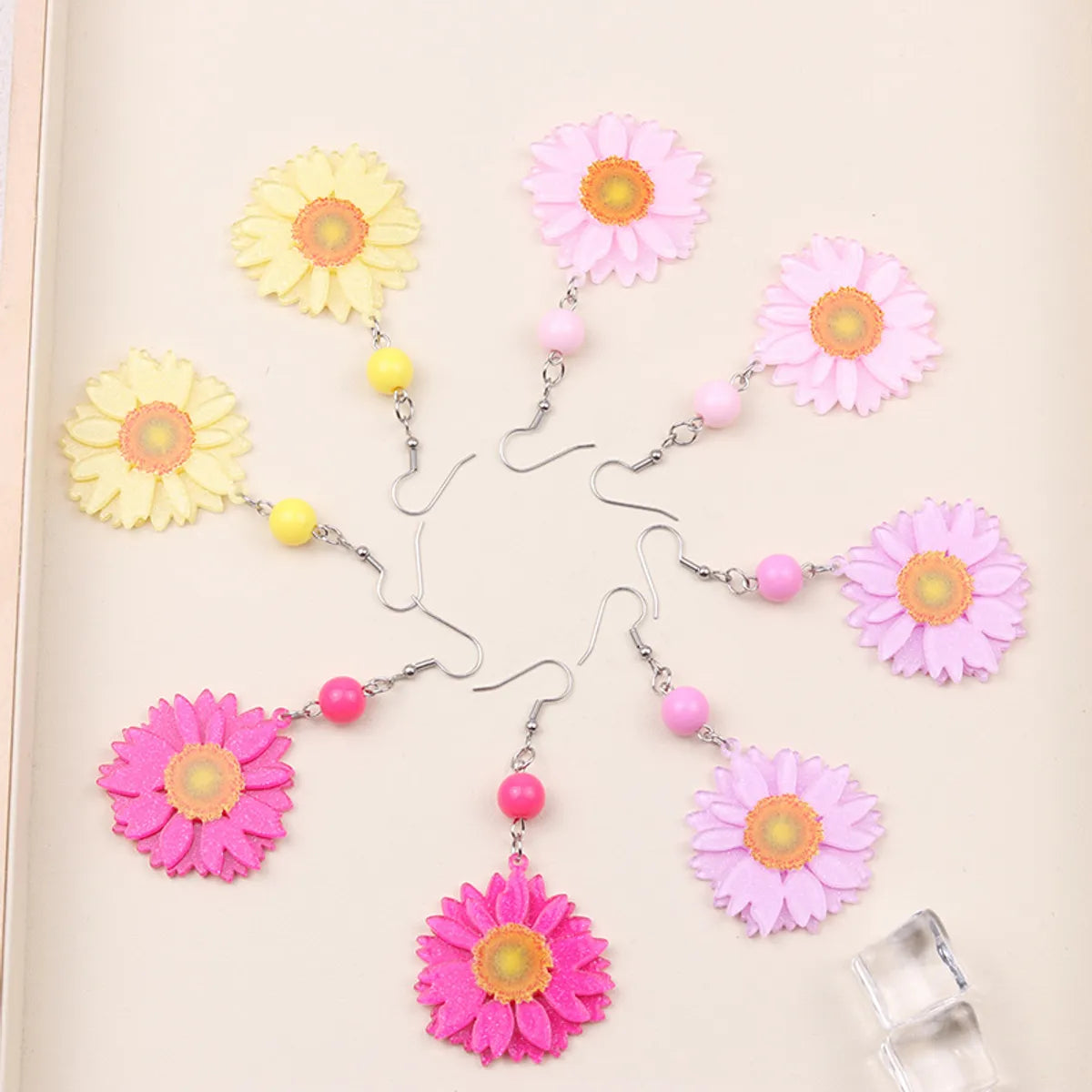 1 Pair Elegant Flower Arylic Drop Earrings