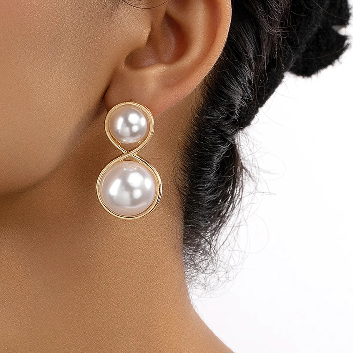 1 Pair Elegant French Style Commute Infinity Plating Alloy Plastic 14k Gold Plated Ear Studs