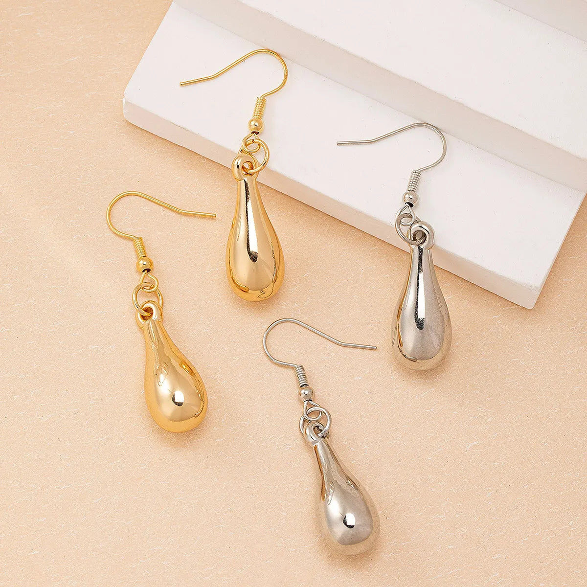 1 Pair Elegant French Style Simple Style Water Droplets Iron Drop Earrings