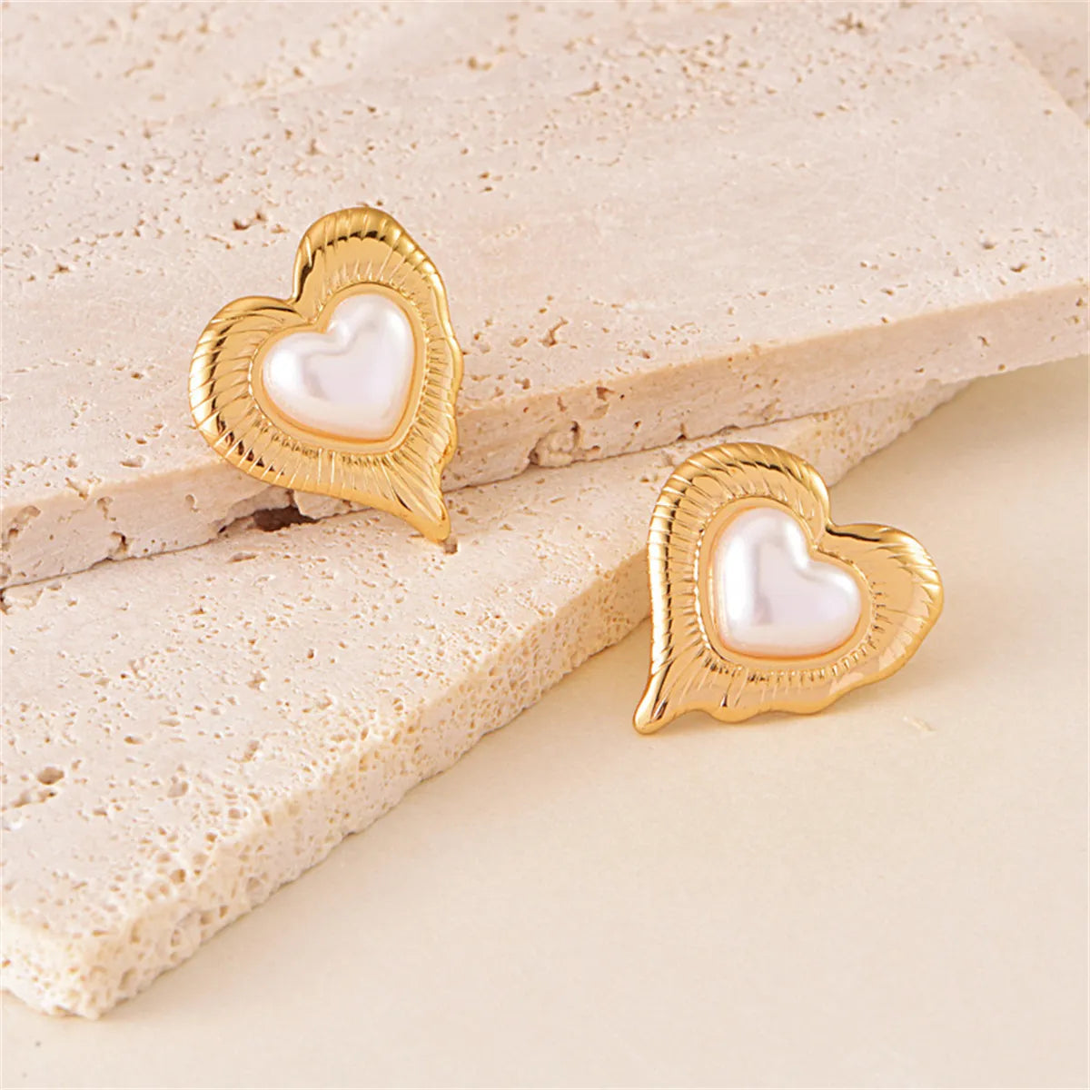 1 Pair Elegant French Style Streetwear Heart Shape Inlay 304 Stainless Steel Artificial Pearls Ear Studs