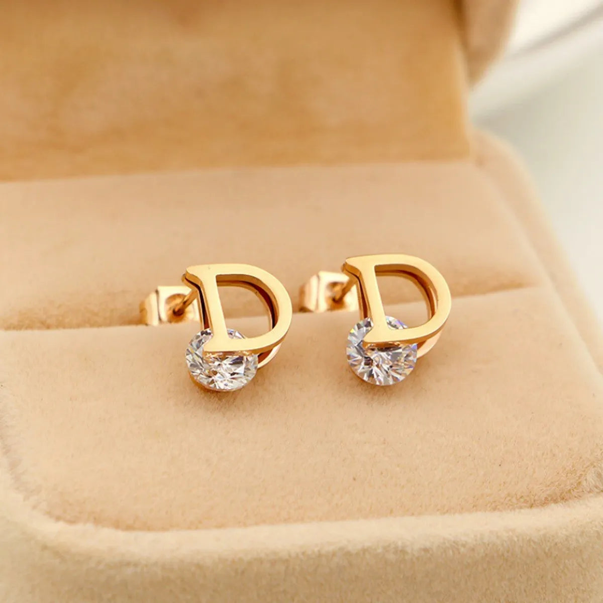 1 Pair Elegant Geometric Solid Color Hollow Out Inlay 304 Stainless Steel Rhinestones 18K Gold Plated Ear Studs