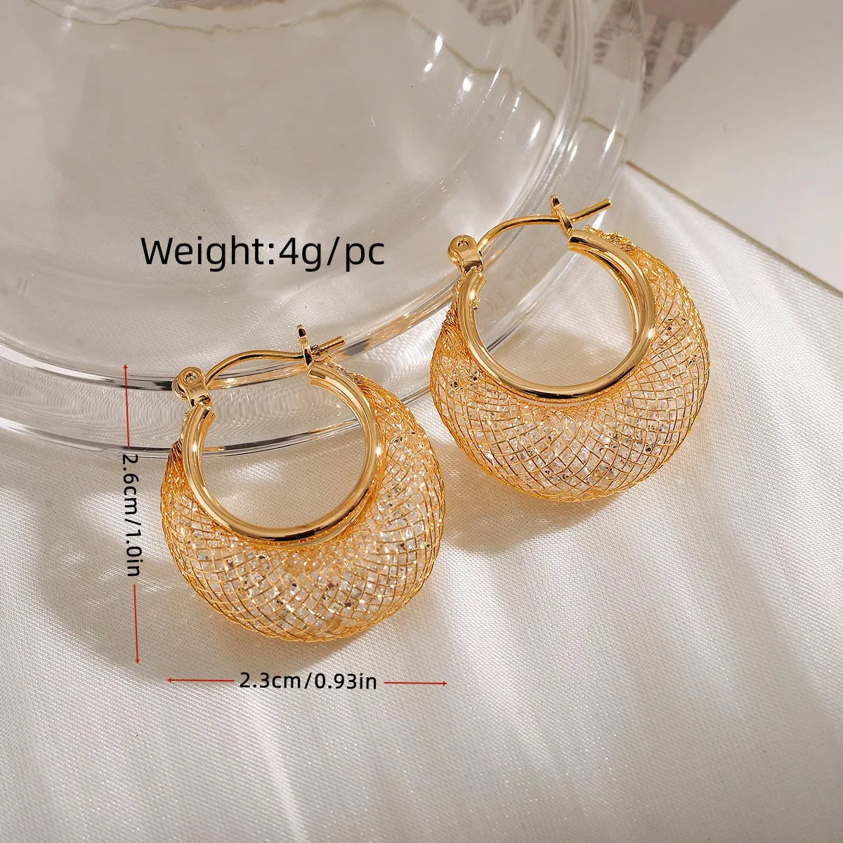 1 Pair Elegant Geometric Solid Color Plating Mesh Hollow Out Copper Hoop Earrings