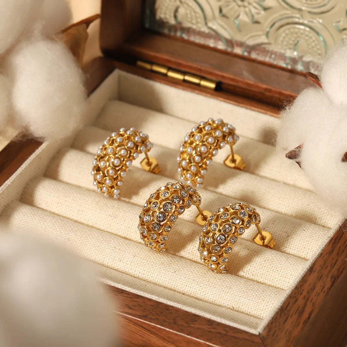 1 Pair Elegant Glam C Shape Polishing Plating Inlay Stainless Steel Pearl Zircon 18k Gold Plated Ear Studs