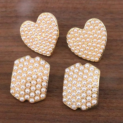 1 Pair Elegant Glam Heart Shape Plating Inlay Copper Artificial Pearls 18k Gold Plated Ear Studs