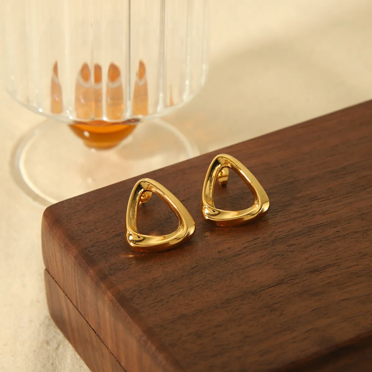 1 Pair Elegant Glam Lady Triangle Geometric Stainless Steel 18K Gold Plated Ear Studs