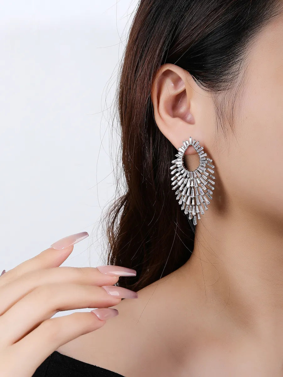 1 Pair Elegant Glam Luxurious Geometric Tassel Plating Inlay Copper Zircon Earrings