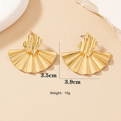 1 Pair Elegant Glam Luxurious Sector Plating Metal Alloy Ferroalloy 14k Gold Plated Ear Studs