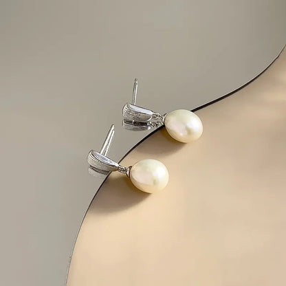 1 Pair Elegant Glam Luxurious Solid Color Polishing Plating Inlay Sterling Silver Pearl White Gold Plated Ear Studs