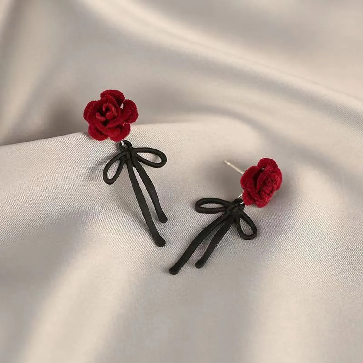 1 Pair Elegant Glam Rose Bow Knot Patchwork Alloy Drop Earrings