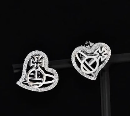 1 Pair Elegant Heart Shape Planet Plating Inlay Copper Zircon Ear Studs