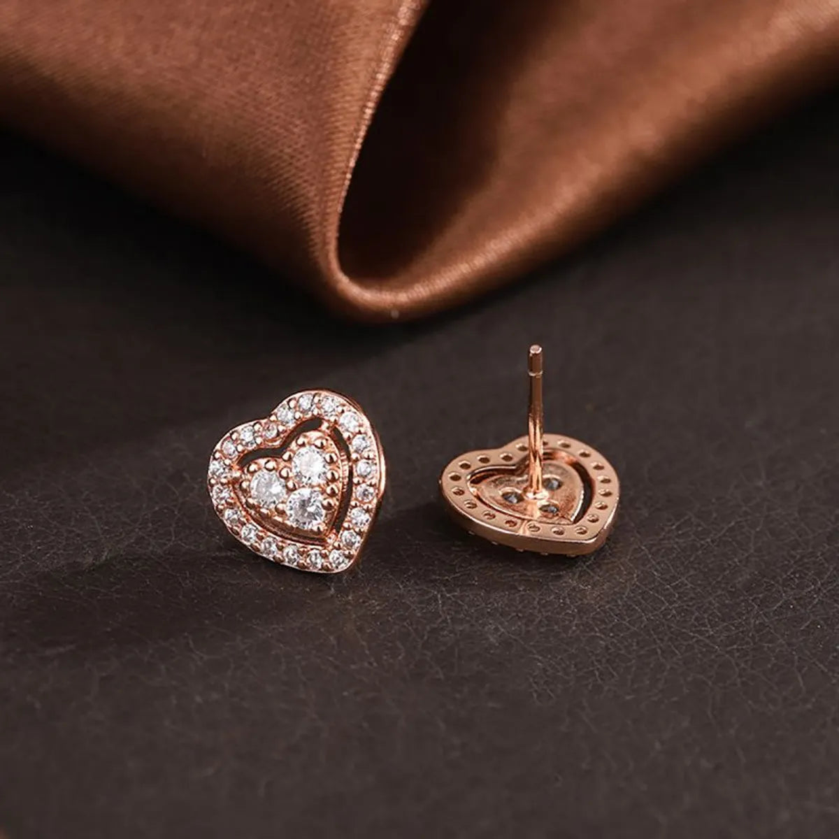 1 Pair Elegant Heart Shape Plating Inlay Sterling Silver Zircon Ear Studs