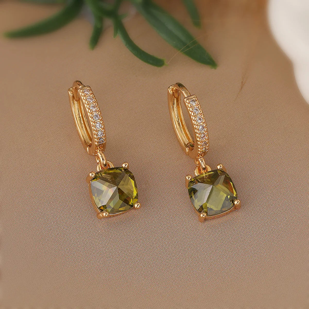 1 Pair Elegant Korean Style Geometric Plating Inlay Copper Zircon 18k Gold Plated Drop Earrings