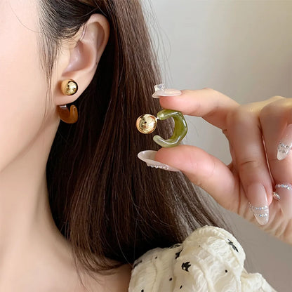 1 Pair Elegant Lady C Shape Alloy Resin Gold Plated Ear Studs