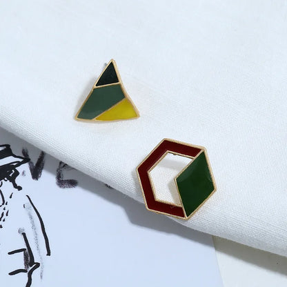 1 Pair Elegant Lady Geometric Enamel Alloy Gold Plated Ear Studs