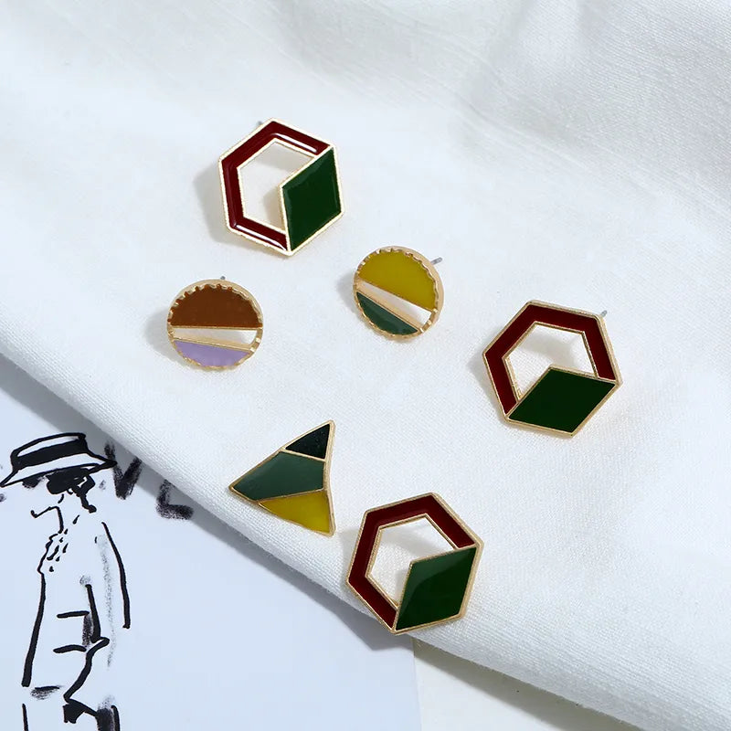 1 Pair Elegant Lady Geometric Enamel Alloy Gold Plated Ear Studs