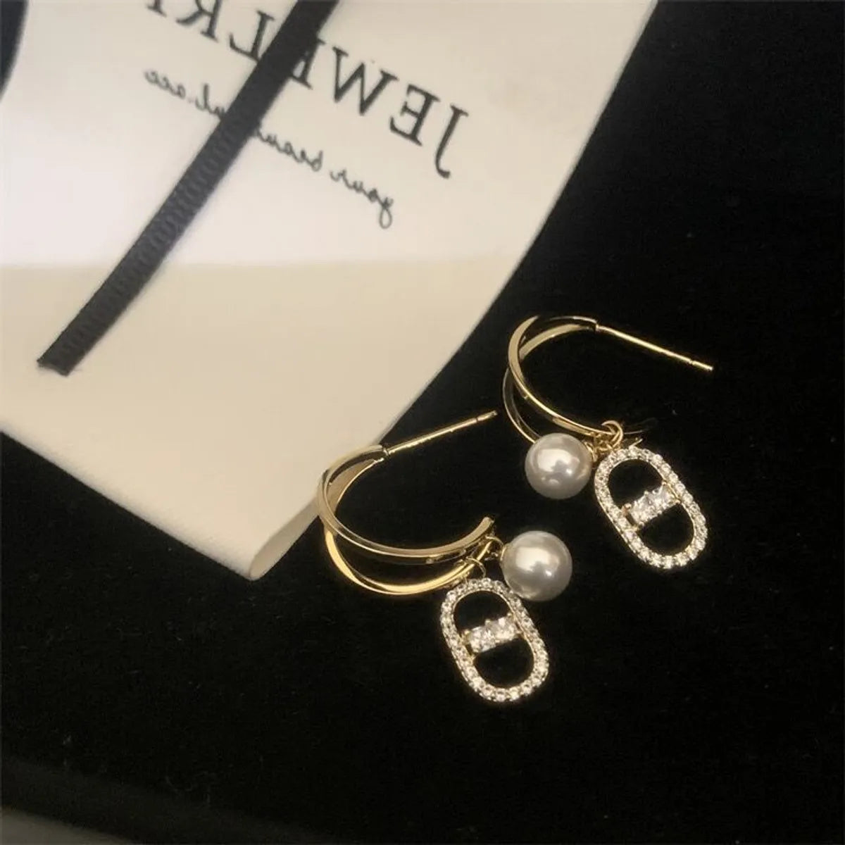 1 Pair Elegant Lady Geometric Imitation Pearl Alloy Drop Earrings