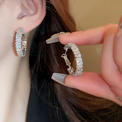 1 Pair Elegant Lady Geometric Inlay Alloy Zircon Hoop Earrings