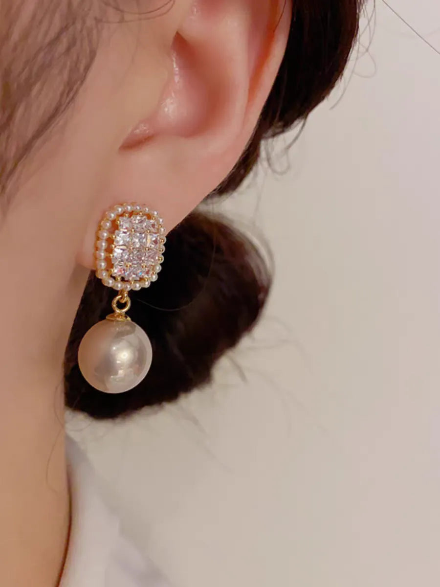 1 Pair Elegant Lady Geometric Inlay Imitation Pearl Alloy Artificial Crystal Imitation Pearl Ear Studs