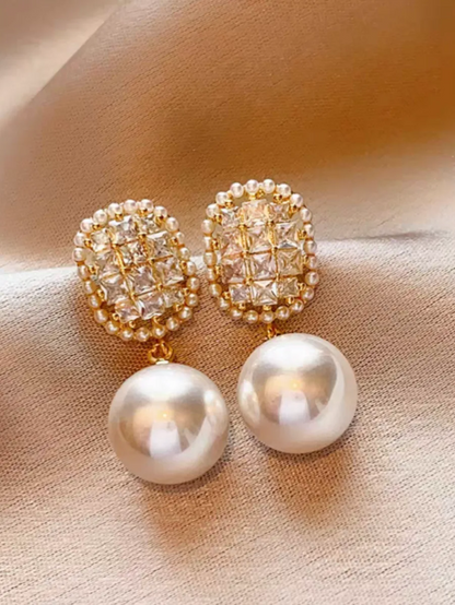 1 Pair Elegant Lady Geometric Inlay Imitation Pearl Alloy Artificial Crystal Imitation Pearl Ear Studs