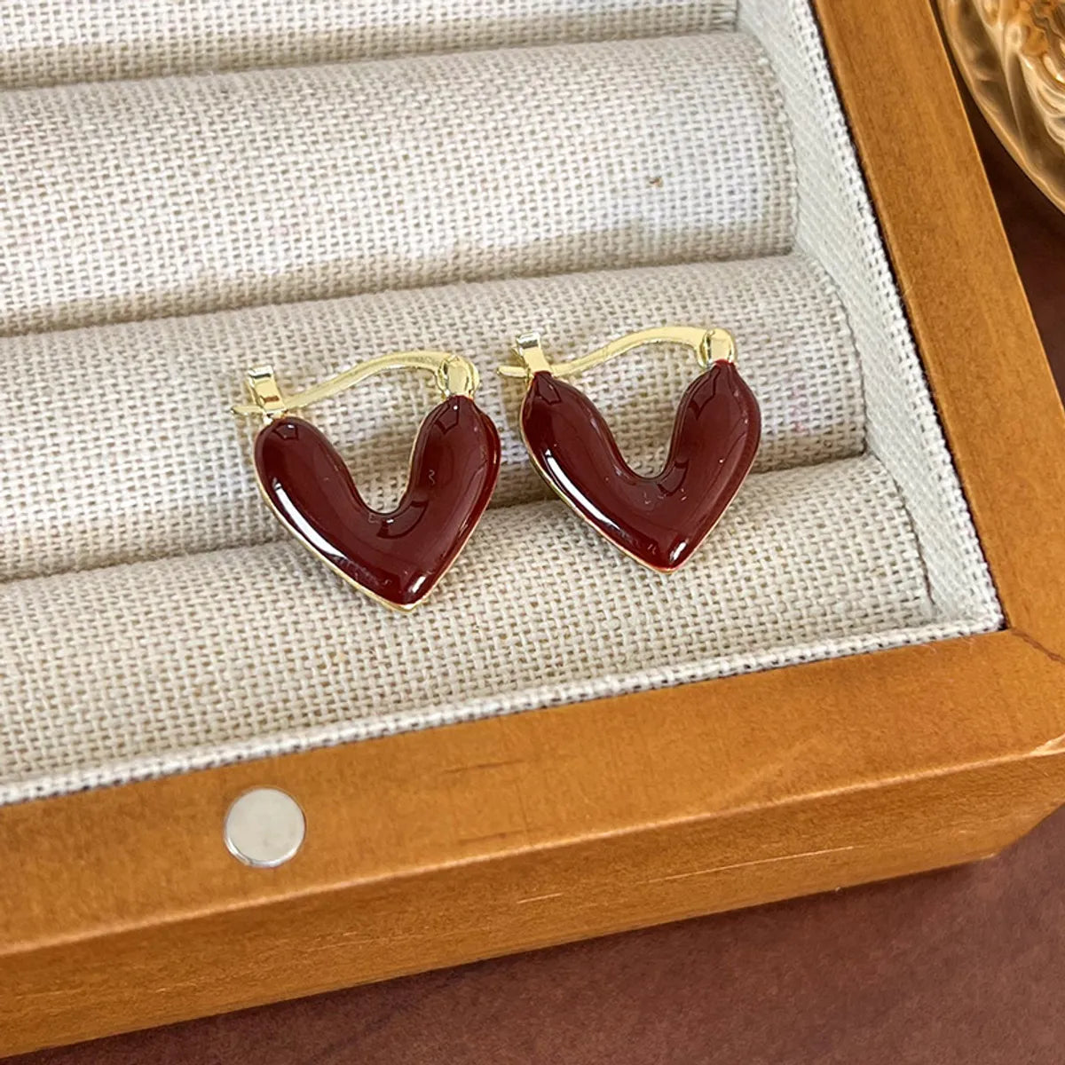 1 Pair Elegant Lady Heart Shape Alloy Gold Plated Earrings