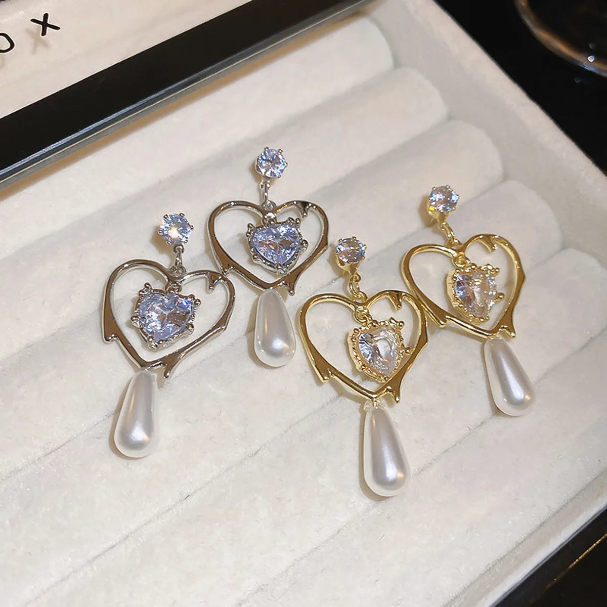 1 Pair Elegant Lady Korean Style Heart Shape Inlay Alloy Zircon Drop Earrings