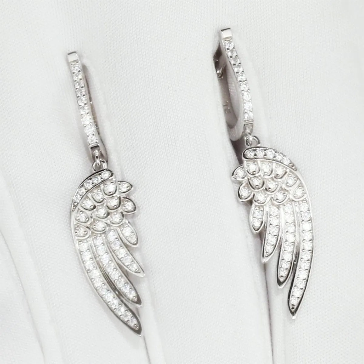 1 Pair Elegant Lady Streetwear Feather Inlay Sterling Silver Zircon White Gold Plated Drop Earrings