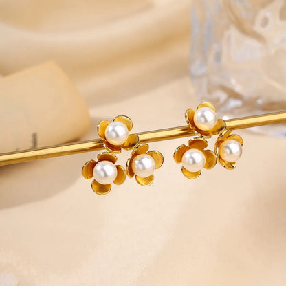 1 Pair Elegant Lady Streetwear Flower Inlay 304 Stainless Steel Artificial Pearls 18K Gold Plated Ear Studs