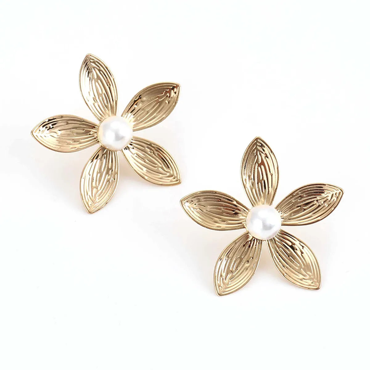 1 Pair Elegant Lady Streetwear Flower Plating Inlay Alloy Artificial Pearls Ear Studs