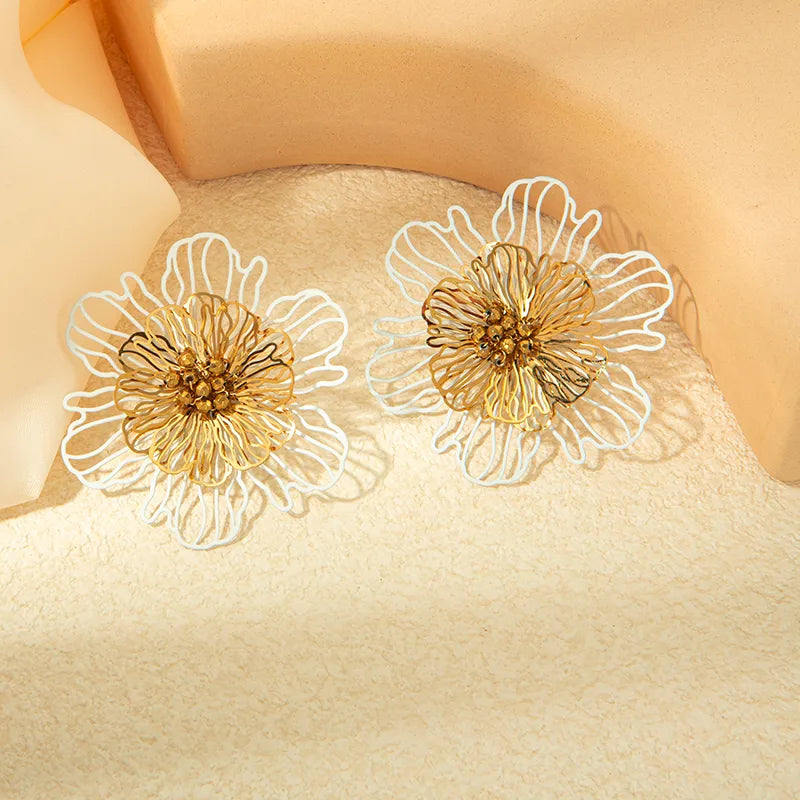 1 Pair Elegant Lady Sweet Flower Plating 304 Stainless Steel 14K Gold Plated Ear Studs