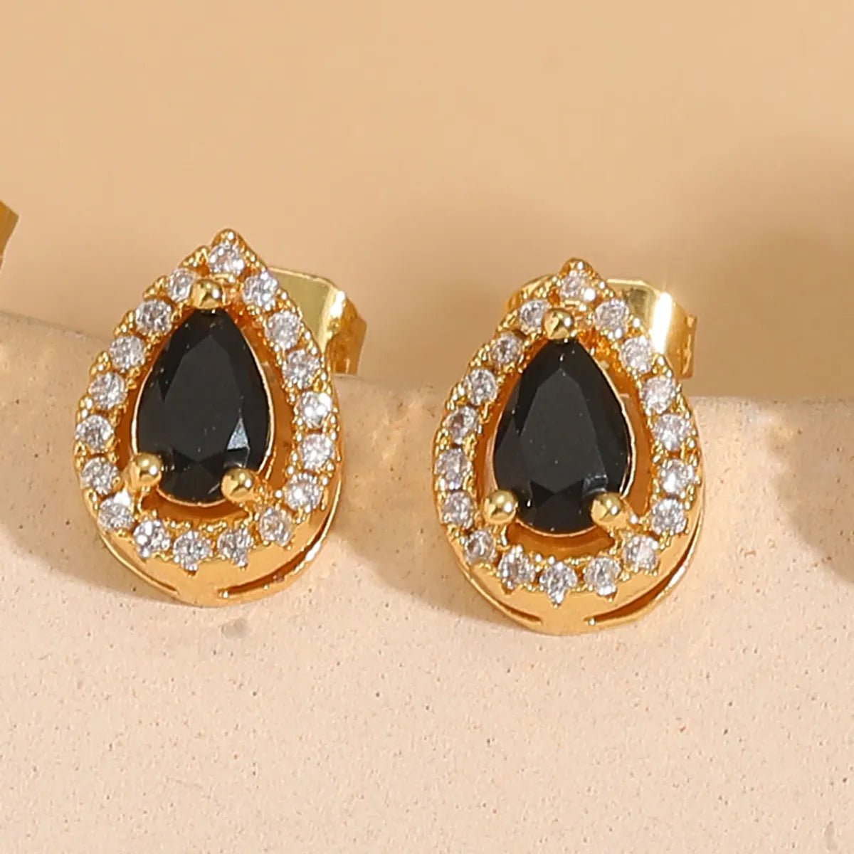 1 Pair Elegant Lady Water Droplets Plating Inlay Brass Zircon 14k Gold Plated Ear Studs